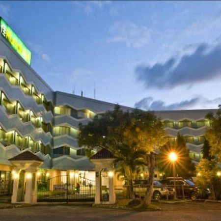 Goldenfield Kundutel Hotel Bacolod Exterior photo