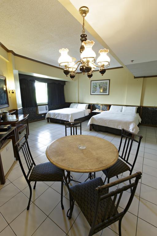 Goldenfield Kundutel Hotel Bacolod Exterior photo