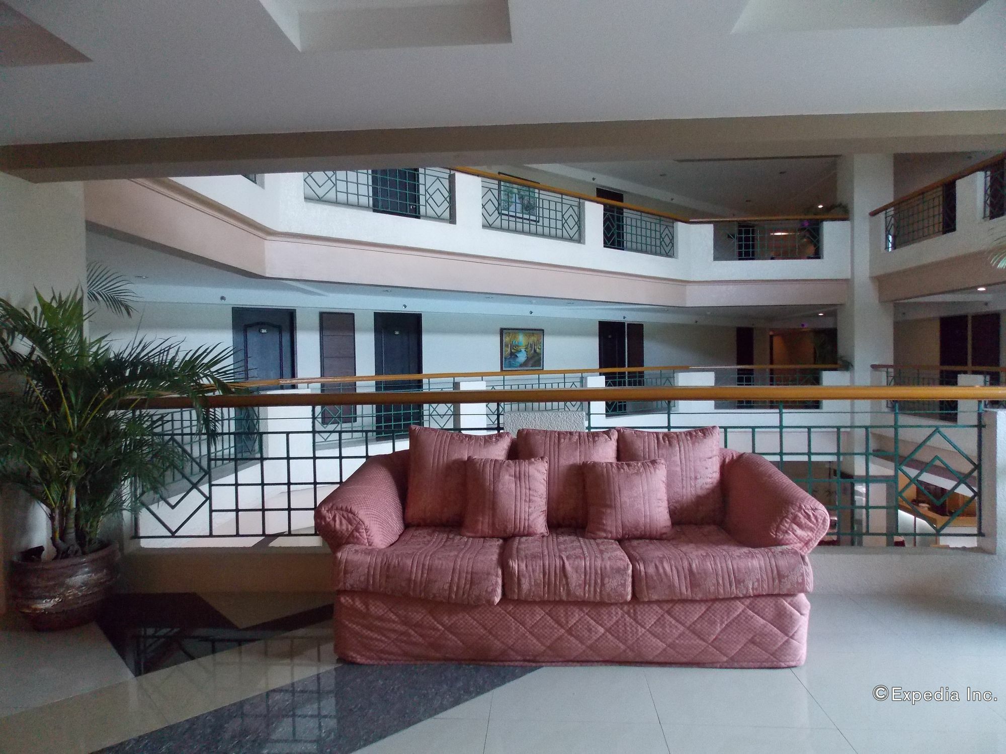 Goldenfield Kundutel Hotel Bacolod Exterior photo